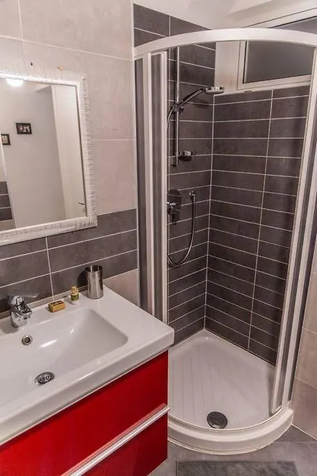 La Finestra Sul Piazzale Apartment Parma