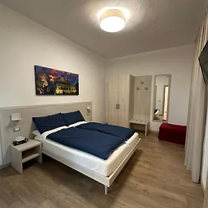 Residenza Pezzani Casa de hóspedes